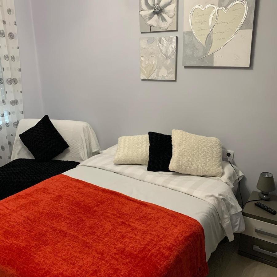 La Rosa Azul Rooms-Grupo Rosa Azul Ponferrada Luaran gambar