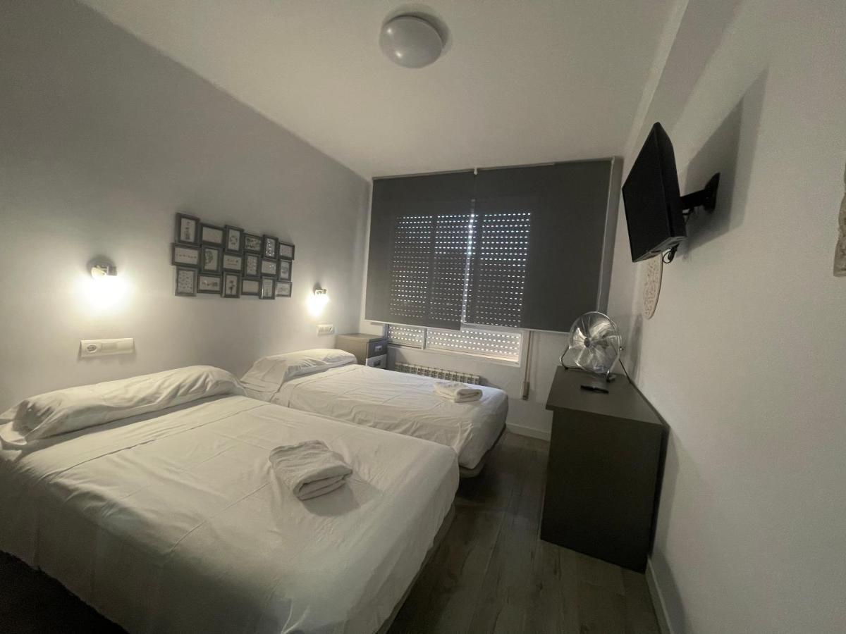 La Rosa Azul Rooms Ponferrada Luaran gambar
