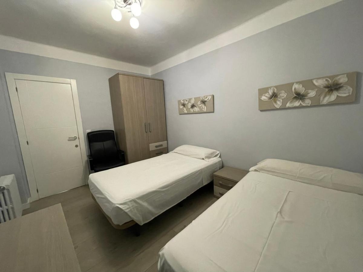La Rosa Azul Rooms Ponferrada Luaran gambar