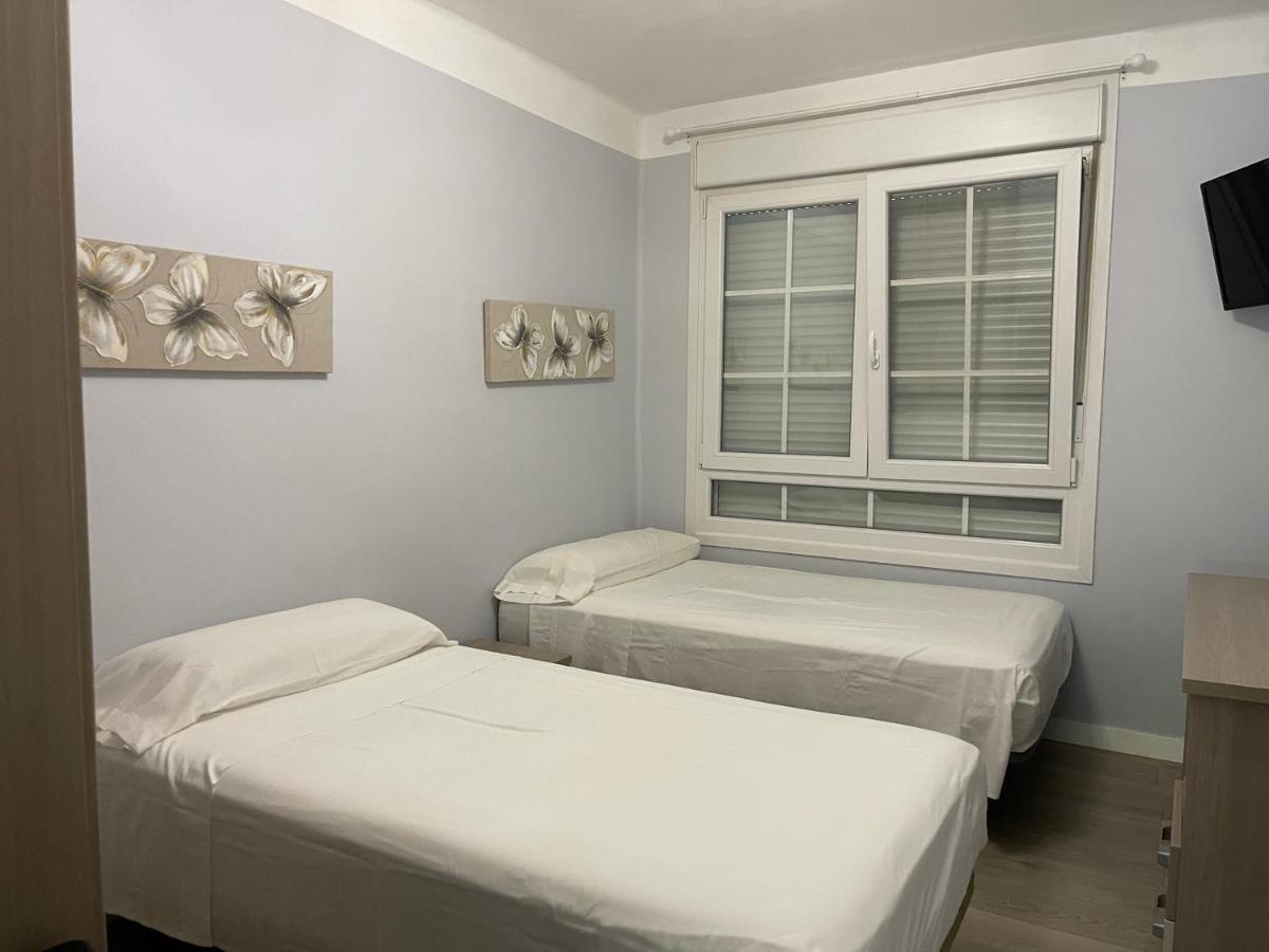 La Rosa Azul Rooms Ponferrada Luaran gambar