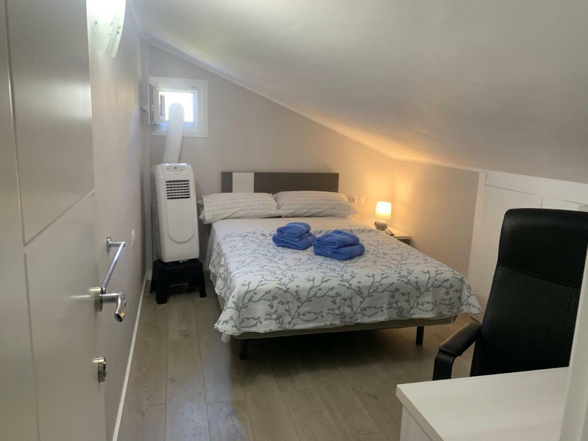 La Rosa Azul Rooms Ponferrada Luaran gambar